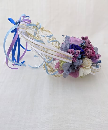 【プリザーブドフラワー／ガラスの靴ミニシリーズ】パープルと青い薔薇のフラワーシューズ