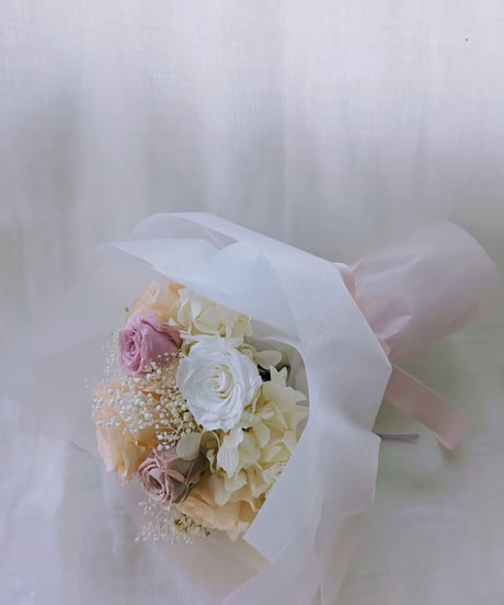 プリザーブドフラワー／クリームピンクローズとかすみ草のふんわり花束