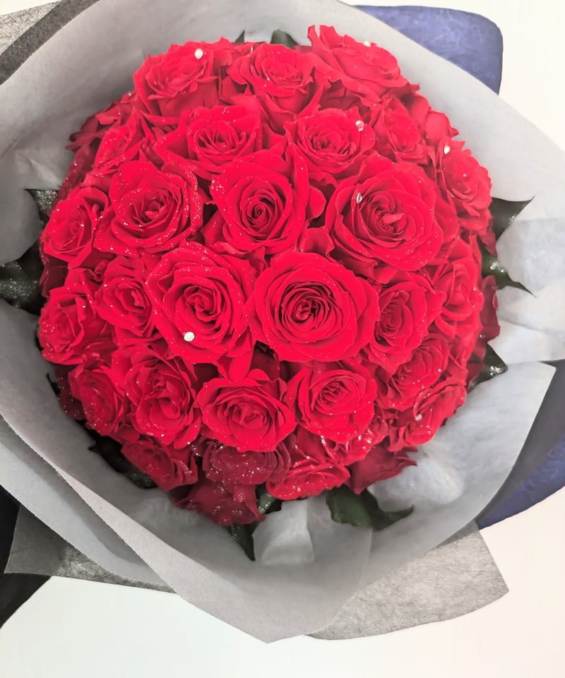 赤いプリザーブドローズ 花束 楽天市場】還暦祝い プリザーブドフラワー 赤バラ 花束風