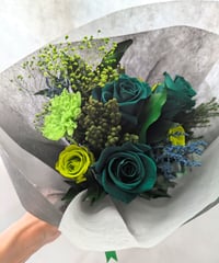 プリザーブドフラワー／フォレストグリーンローズの花束