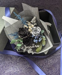 プリザーブドフラワー／ガラスの靴シリーズ黒薔薇とゴールドローズ／黒