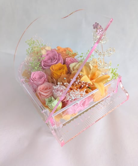 プリザーブドフラワー／クリアピンクピアノアレンジ／ピンクとオレンジの花の陽気な可愛い音色／フラワーケースリボンラッピング付き