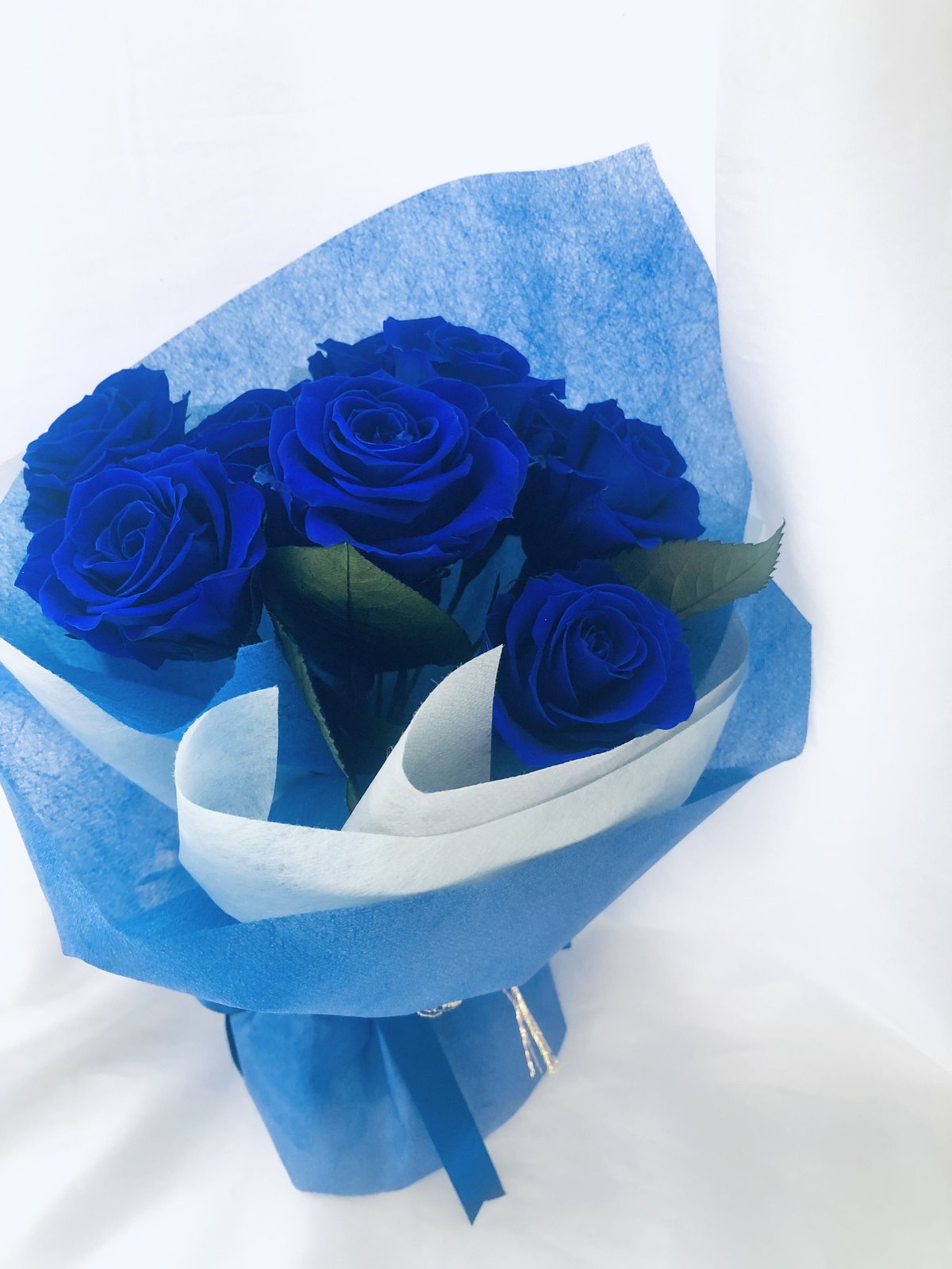 青い薔薇 様@AF & KC & IW プリザーブドフラワー青い薔薇9輪の花束 | 世都華