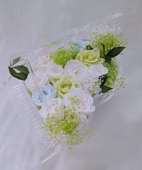 【プリザーブドフラワー／グランドピアノシリーズ】白い薔薇の静かな癒しの音色