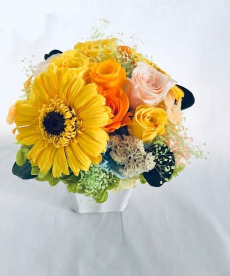 プリザーブドフラワーアレンジ お日さま色した陽気な花たち フラワーケース付き