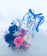 【プリザーブドフラワー／ガラスの靴ミニシリーズ】青い薔薇とミニ薔薇5輪の魔法の靴