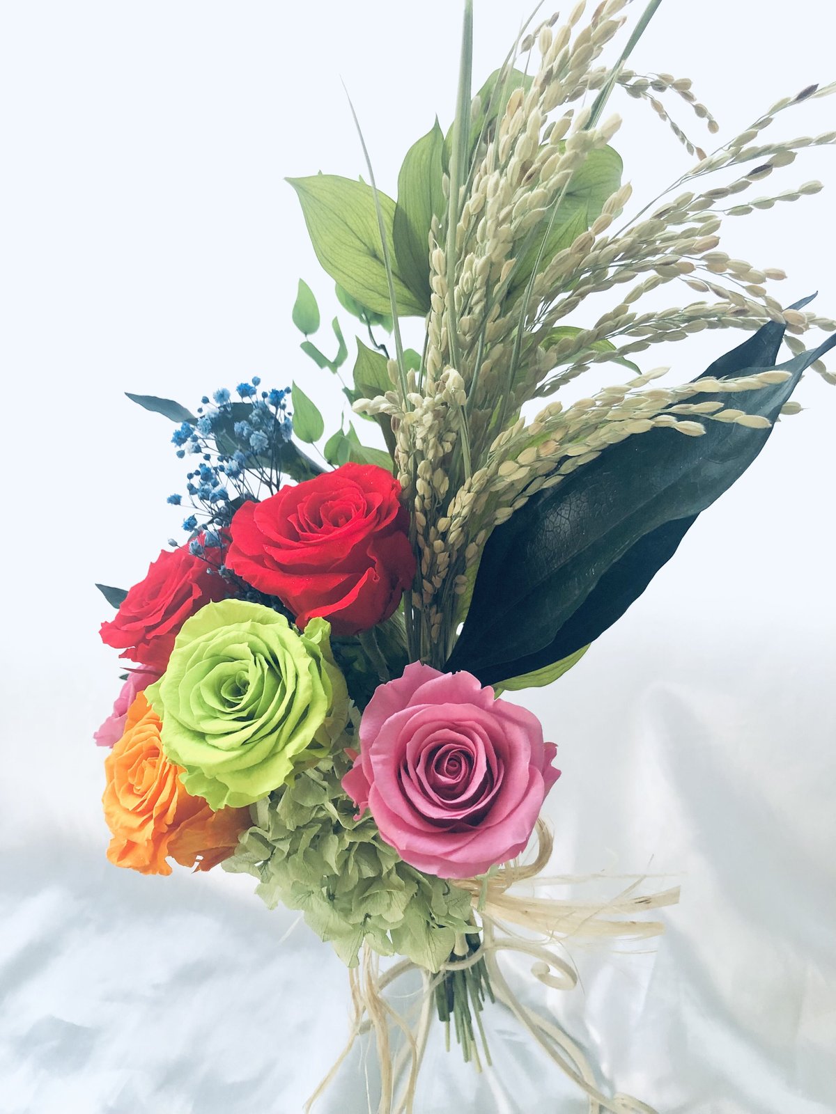 プリザーブドフラワー豊穣の女神花束/（花束ラッピングでお届けします 