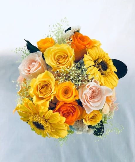 プリザーブドフラワーアレンジ お日さま色した陽気な花たち フラワーケース付き