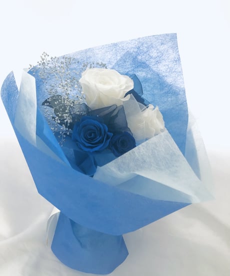 プリザーブドフラワー青と白薔薇のふんわり花束