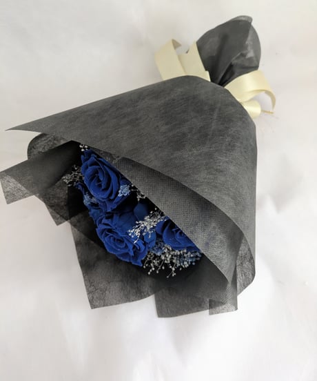 プリザーブドフラワー／青い薔薇5輪とかすみ草の星空花束