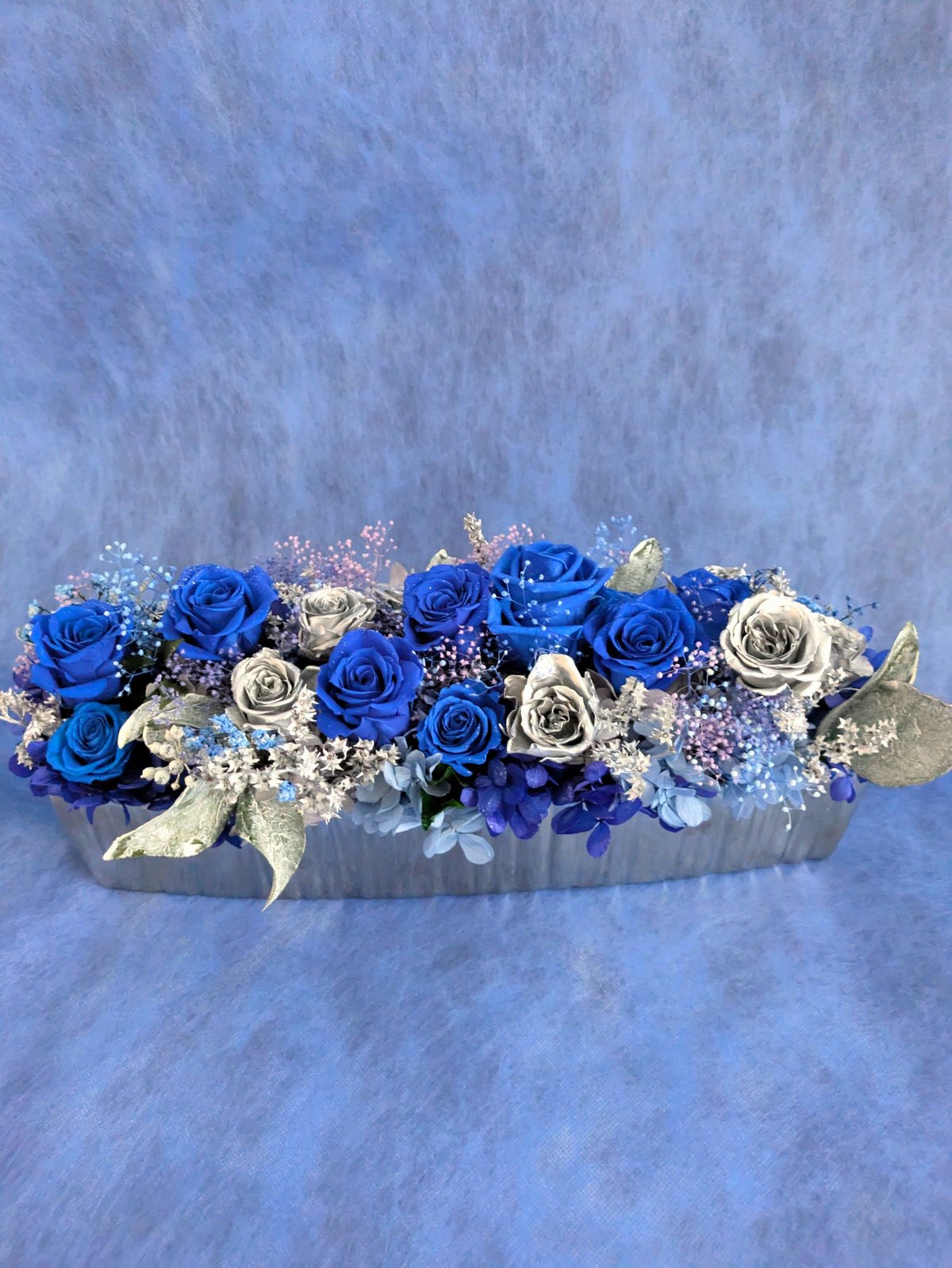 星空に染まった青い薔薇とシルバーローズの奇跡と祝福／プリザーブド