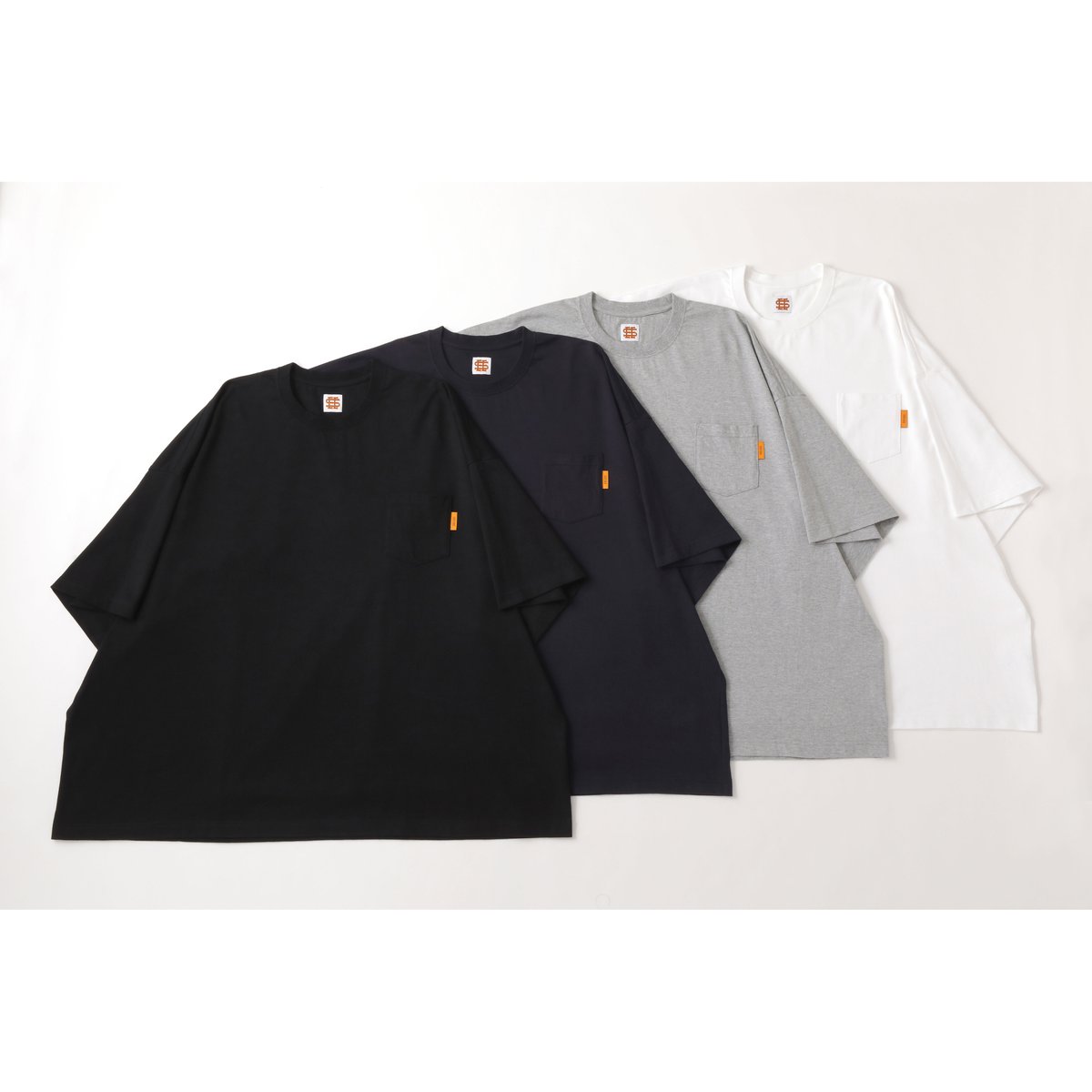 SEE SEE SUPER BIG FLAT SS POCKET TEE【S10】 | STU 