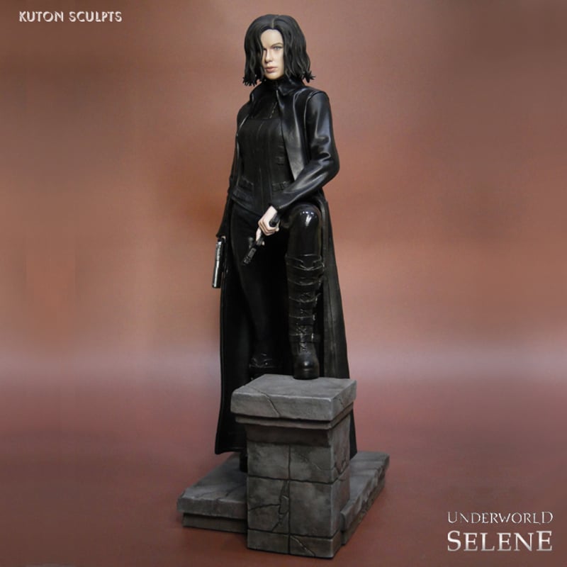 【yudaiさま 専用】　Heller Selene 3脚 Selene Underworld 1/6 scale 完成品-2 | Roswell Japan