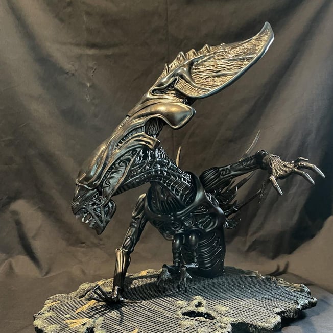 エイリアン bust “Keya 01” Queen Alien Bust kit【取り寄せ】 | Roswell Japan
