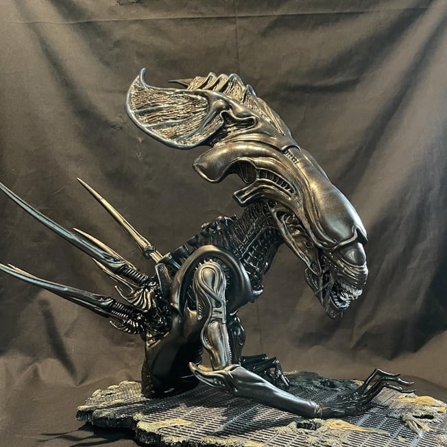 Queen Alien Bust kit【取り寄せ】 | Roswell Japan