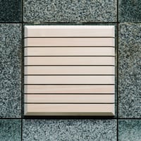 木曽の檜でつくったバスマット（スクエア）