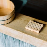木曽の檜でつくったソープディッシュ