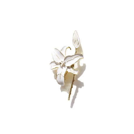 White gold Flower brooch