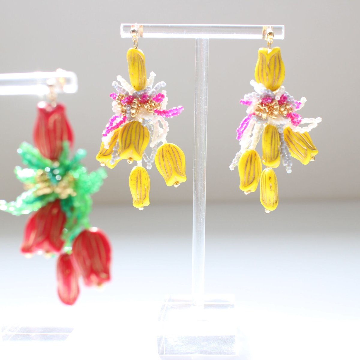ヴィンテージ　チューリップの額　大型サイズ イエロー TULIP /// Yellow | Dorothy