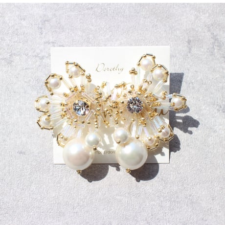 Royal pearl /// Clear…Gold