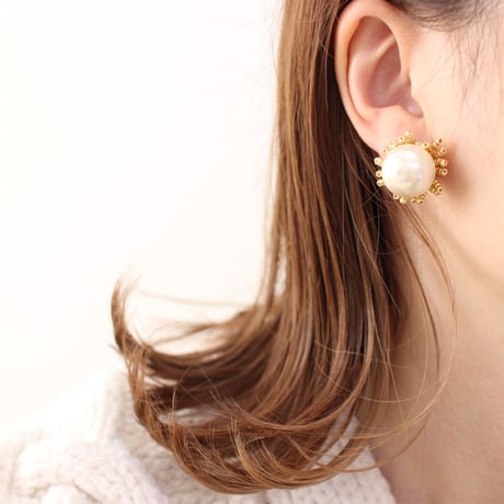 2WAY // Antique gold & big pearl