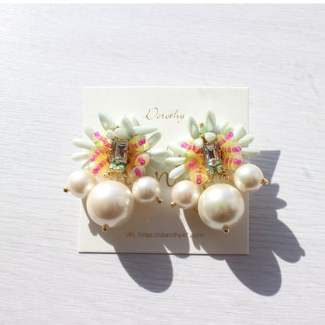 Flower pearl /// mint & pink