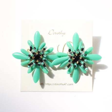 Gerbera...mint × black