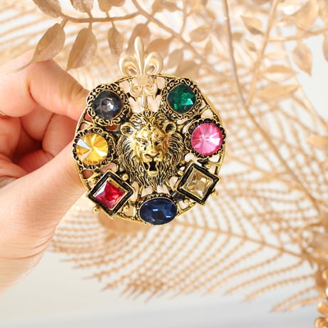 lionsgate brooch