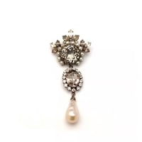 Gray Color glass Brooch（BR1548）
