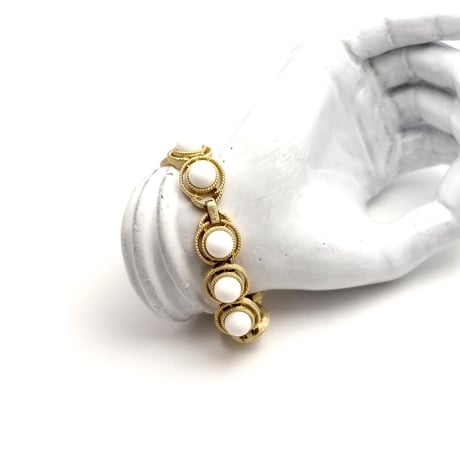 TRIFARI White Lucite Bracelet（BL1393）