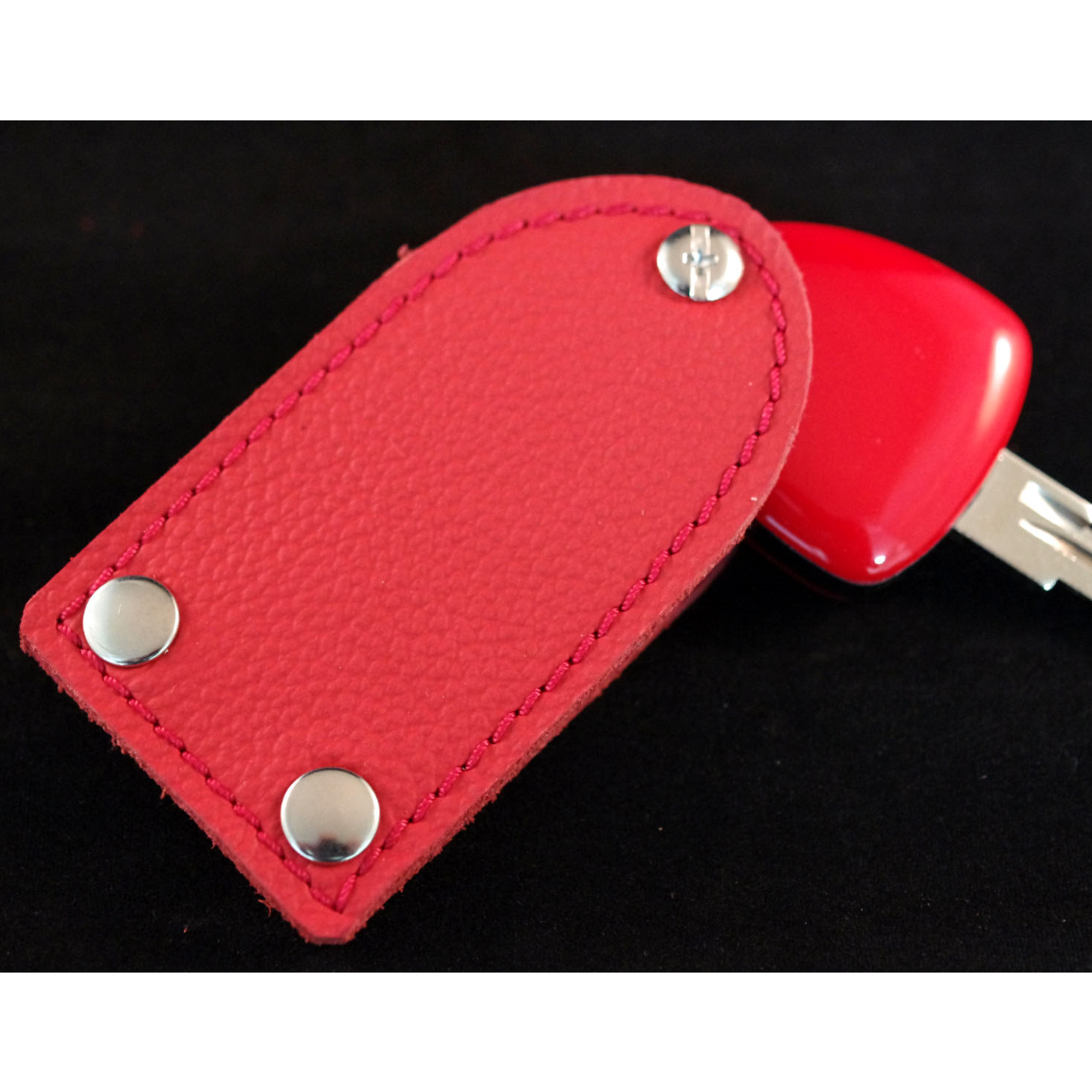 Ferrari レザー カタログケース 赤　車検証ケース非売品 Ferrari レザー カタログケース 赤車検証ケース非売品