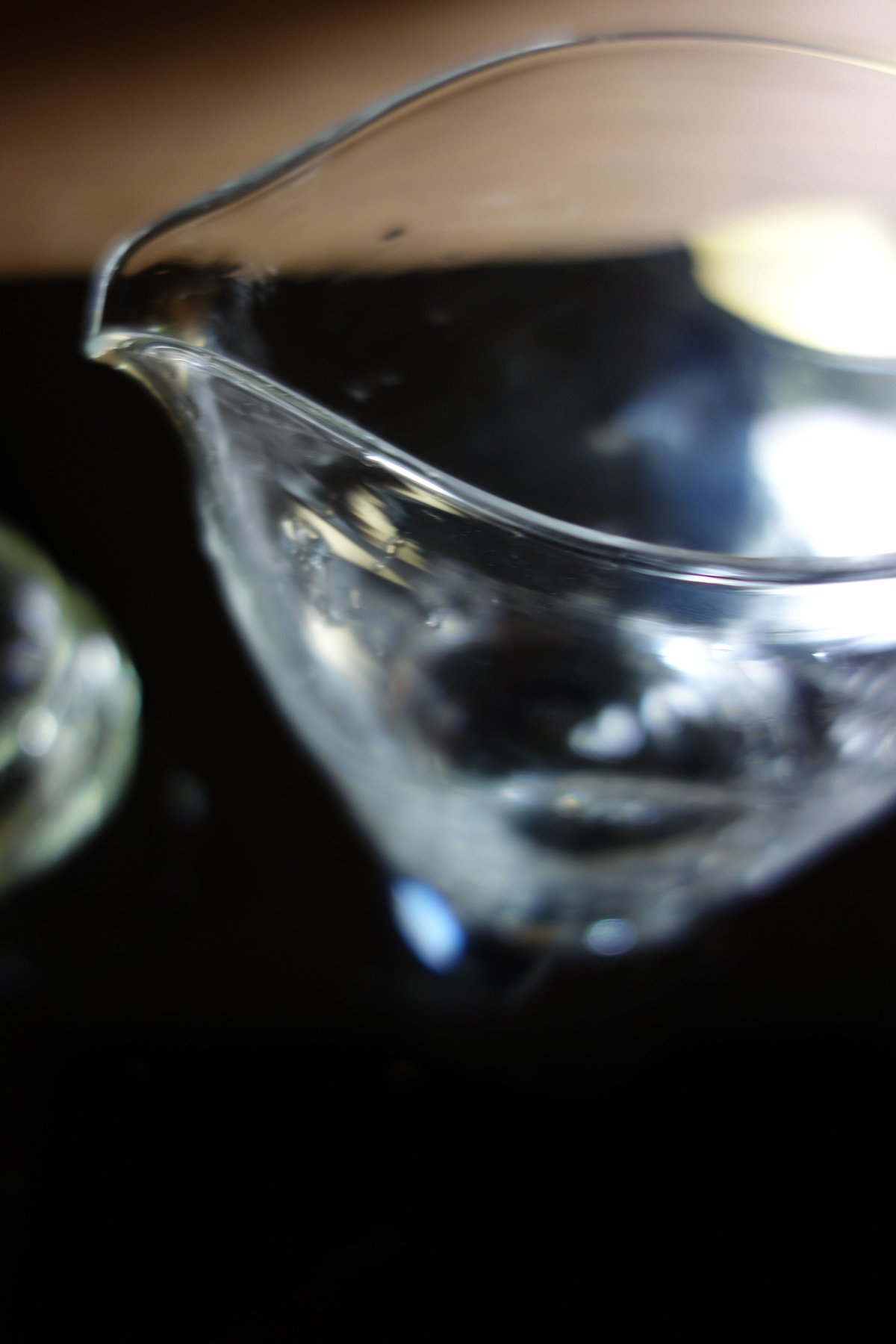 Akemi Kaminaga 吹きガラス水差し | g's gallery