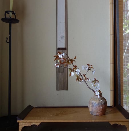 Q Tani  谷穹　蹲 (桐箱付き)