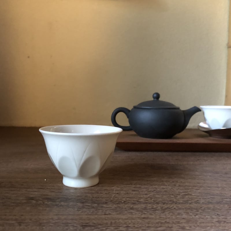Masamitsu Kawai 白磁そぎ煎茶碗 or ぐい呑み | g's gallery Masamitsu Kawai 白磁そぎ煎茶碗 or ぐい呑み | g's gallery
