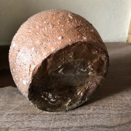 Q Tani  谷穹　蹲 (桐箱付き)