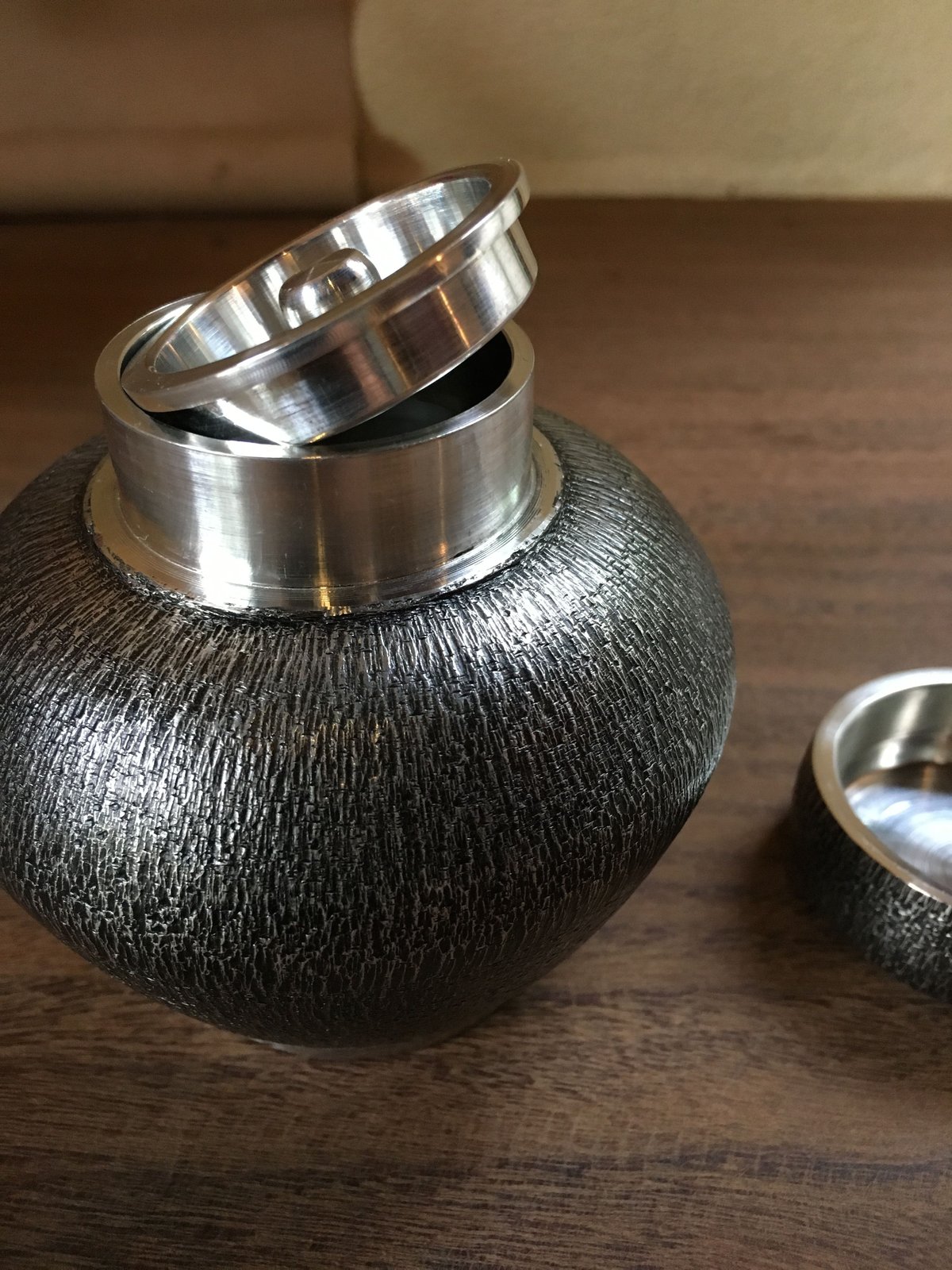 Akihito Imai 錫茶壺 (桐箱付き) | g's gallery Akihito Imai 錫茶壺 (桐箱付き) | g's gallery