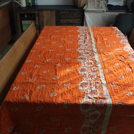 インド○カンタキルト○オレンジフラワー○  約216×139cm