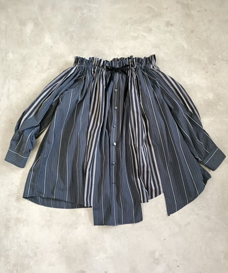 リメイクオフショルダーシャツ