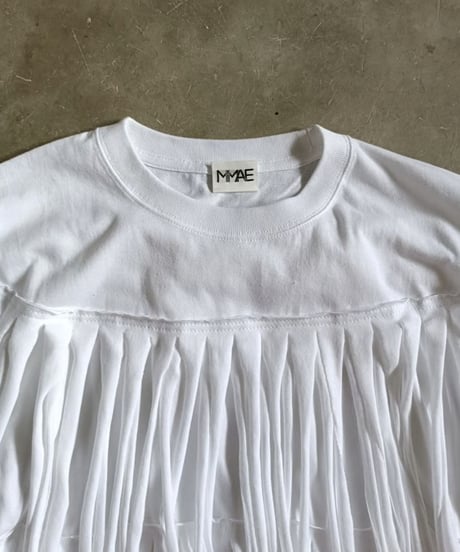フリンジたっぷりリメイクTシャツ