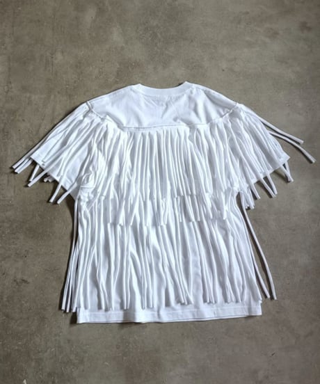 フリンジたっぷりリメイクTシャツ
