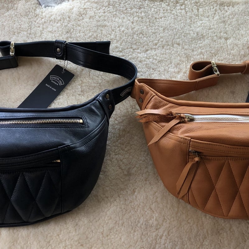 Fanny pack online stradivarius