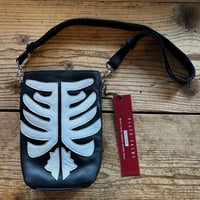 BONE サコッシュ