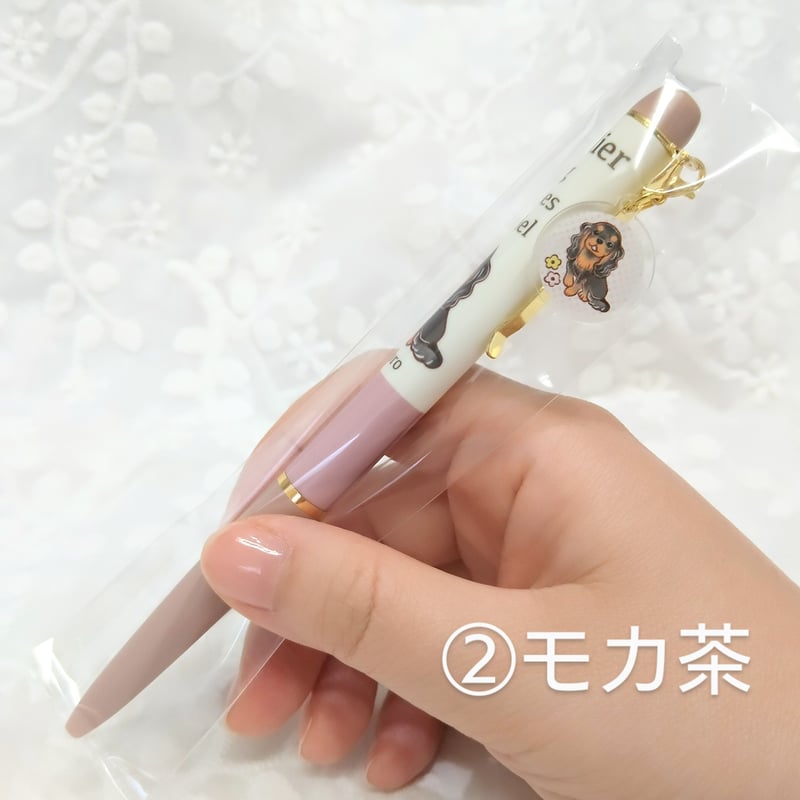 アクリルチャーム付きボールペン ブラックタン/キャバリア | michicoro