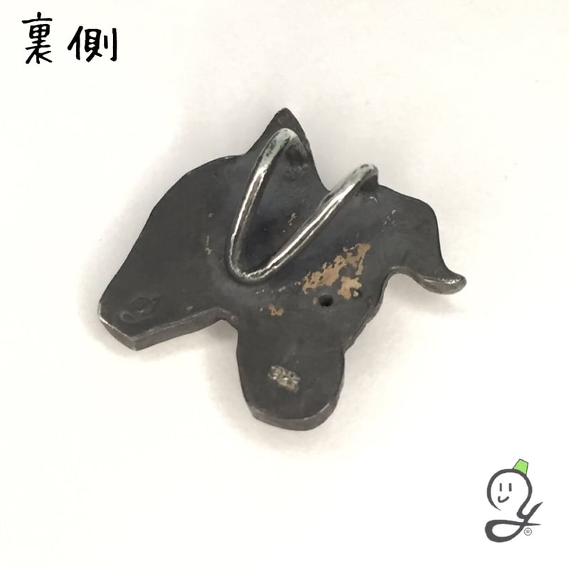 干支文字絵ペンダント_牛_燻し仕上げ 黒毛和牛 | 幸達磨工房