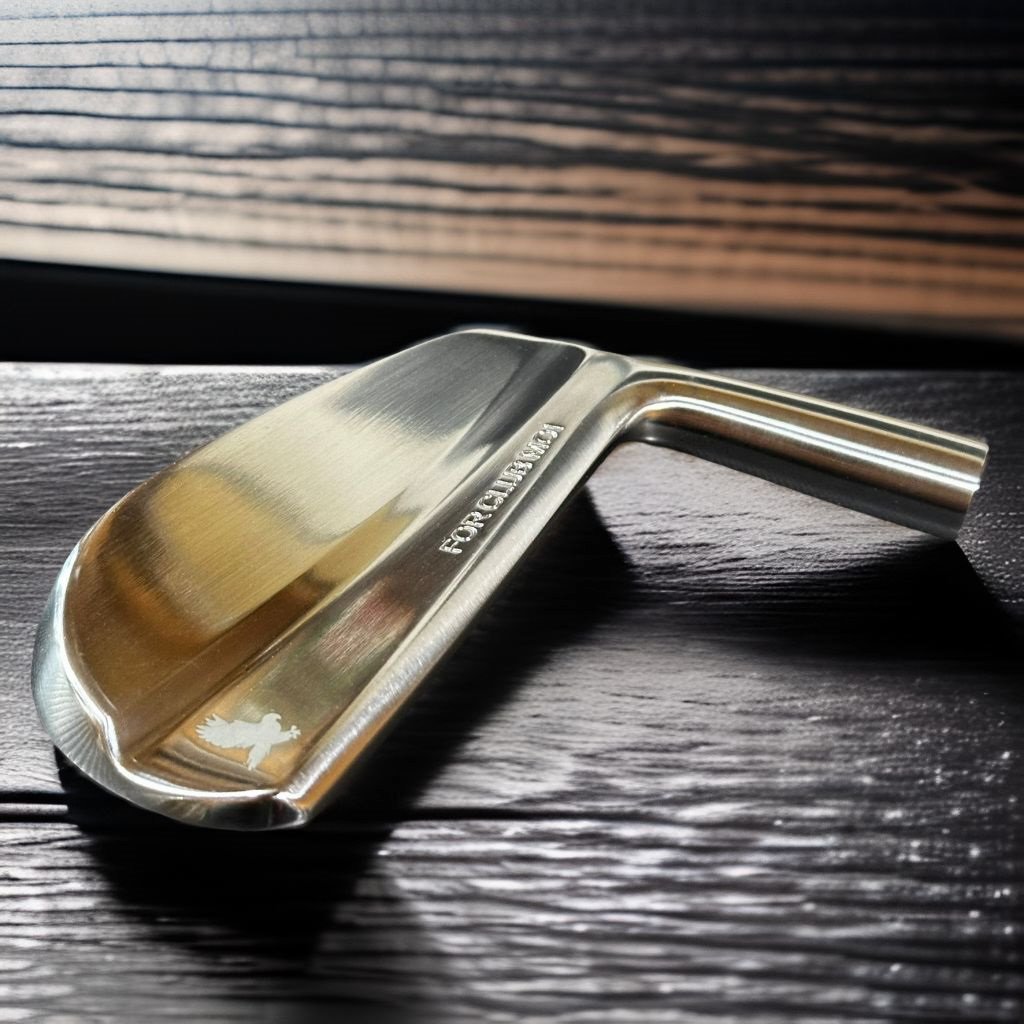 1点物　Big Hand レジェンドシリーズ　ゴールド&ブラックスターTOP JCM-01 BLADE マッスルバック1番アイアン(ブラックゴールド) | Bose Iro