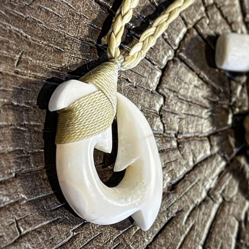ボーンカービング ボーンカービング鯨骨HOOKネックレスWB-312 | Ocean's Bone Carvings