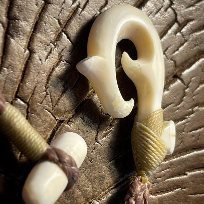 ボーンカービング セイウチ牙HOOK WA-86 | Ocean's Bone Carvings