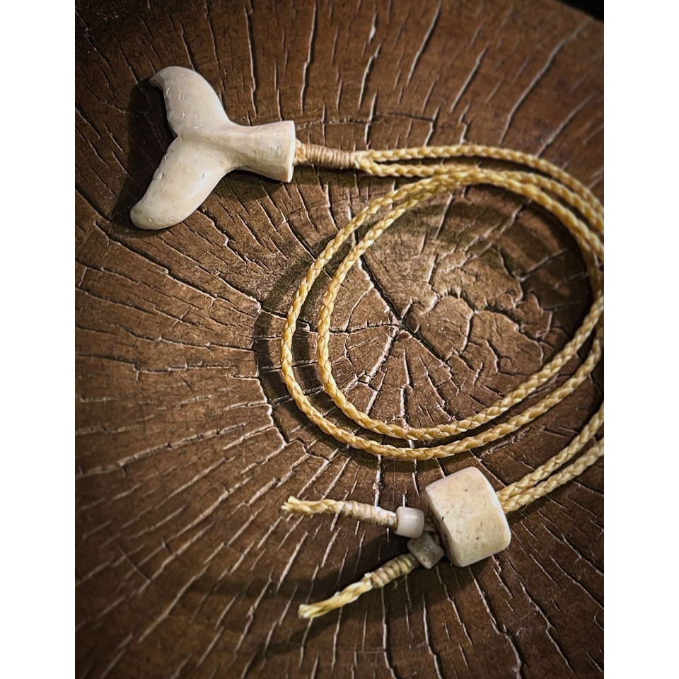 ボーンカービング鯨骨ホエールテール WB-374 | Ocean's Bone Carvings ボーンカービング鯨骨ホエールテール WB-374 | Ocean's Bone Carvings