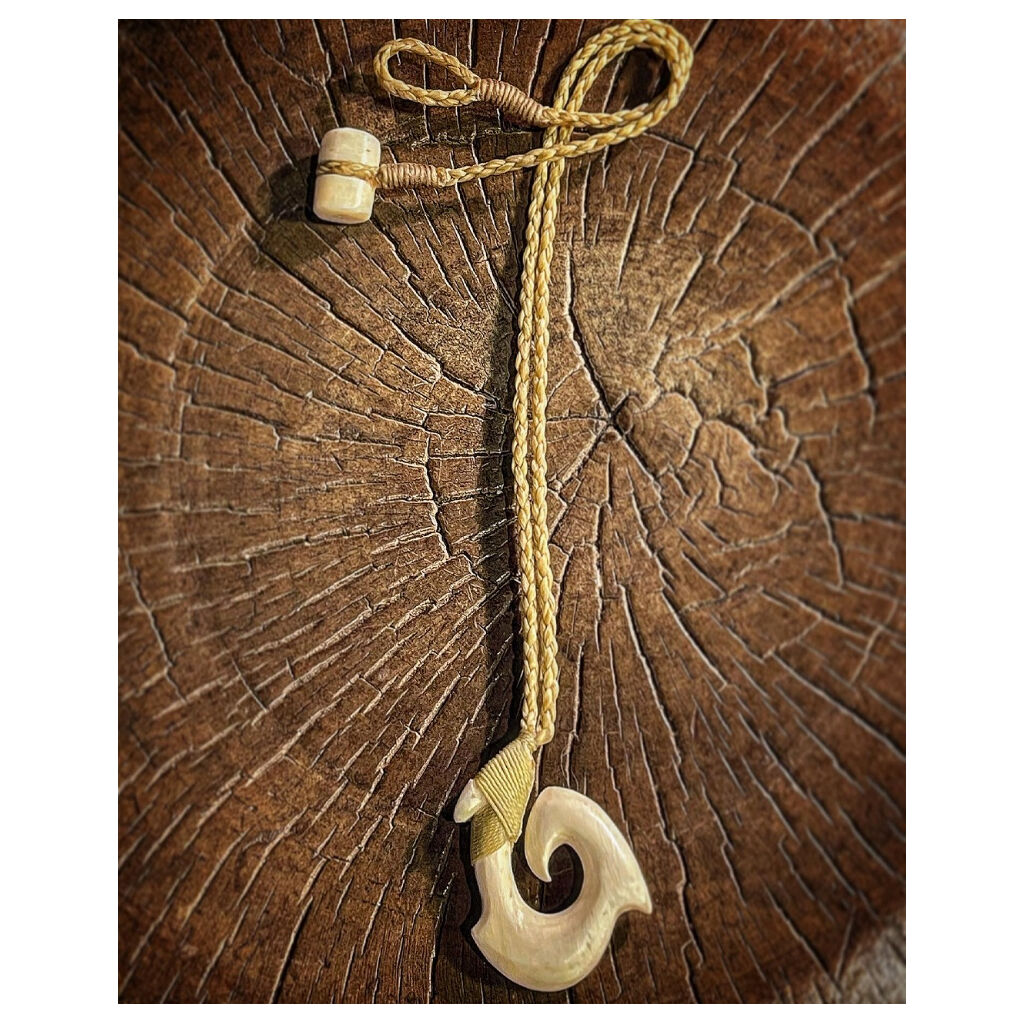ボーンカービング鯨骨HOOK WB-230 | Ocean's Bone Carvings