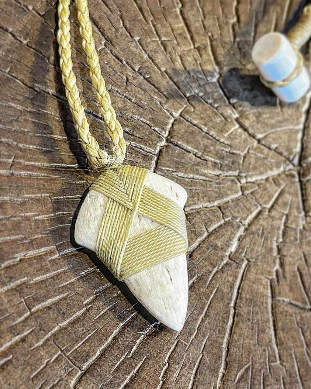 ボーンカービング鯨骨ネックレス WB-168 | Ocean's Bone Carvings